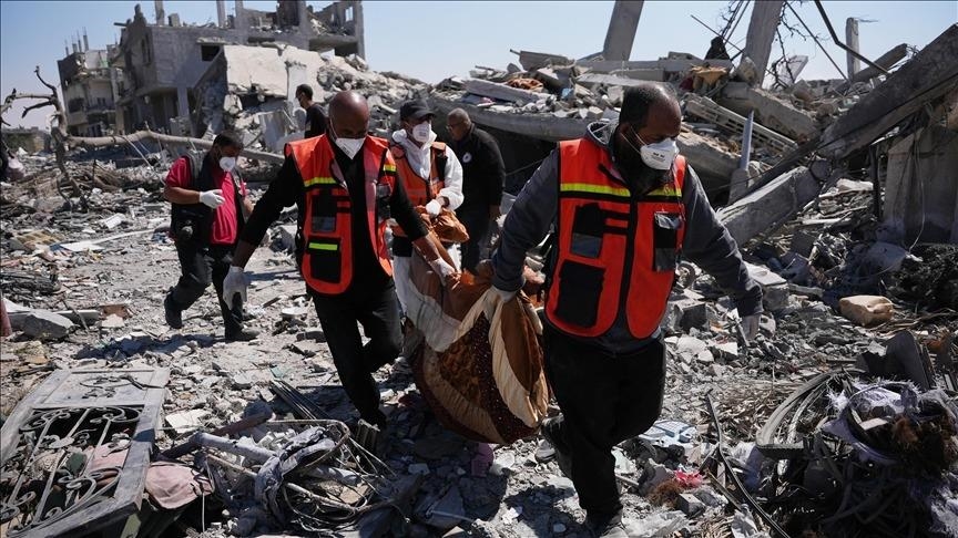 Число жертв израильских атак в секторе Газа увеличилось до 34 049 человек