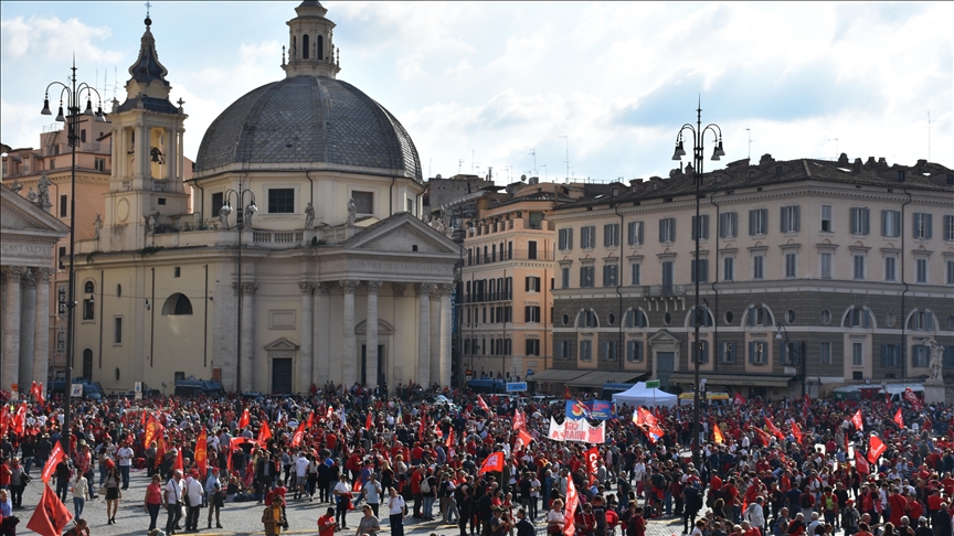 Italian labor unions protest rise in fatal workplace accidents 