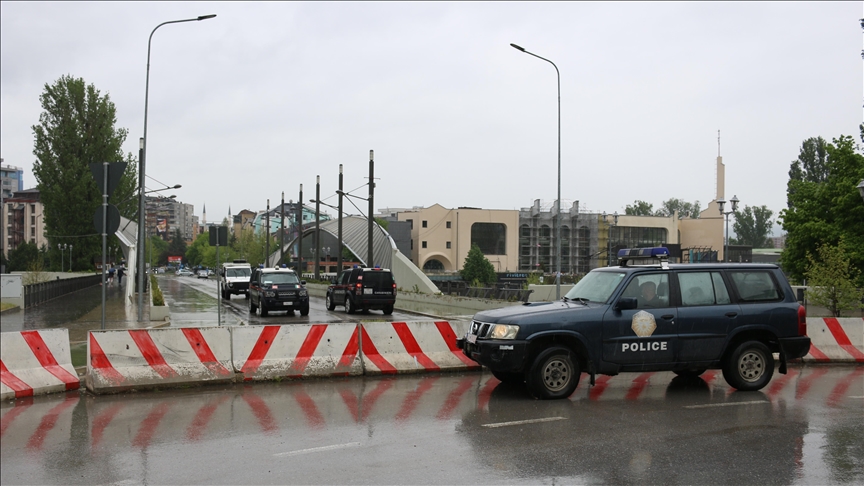 Kosova'nın kuzeyinde belediye başkanlarının görevden alınabilmesi için yapılan seçim boykot edildi