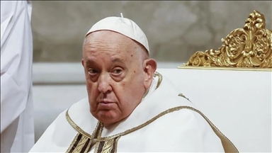 بابا الفاتيكان يدعو لتغليب "الحوار والدبلوماسية" في الشرق الأوسط