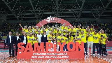 Fenerbahçe Opet, Sultanlar Ligi'nde 7. kez şampiyonluğa ulaştı