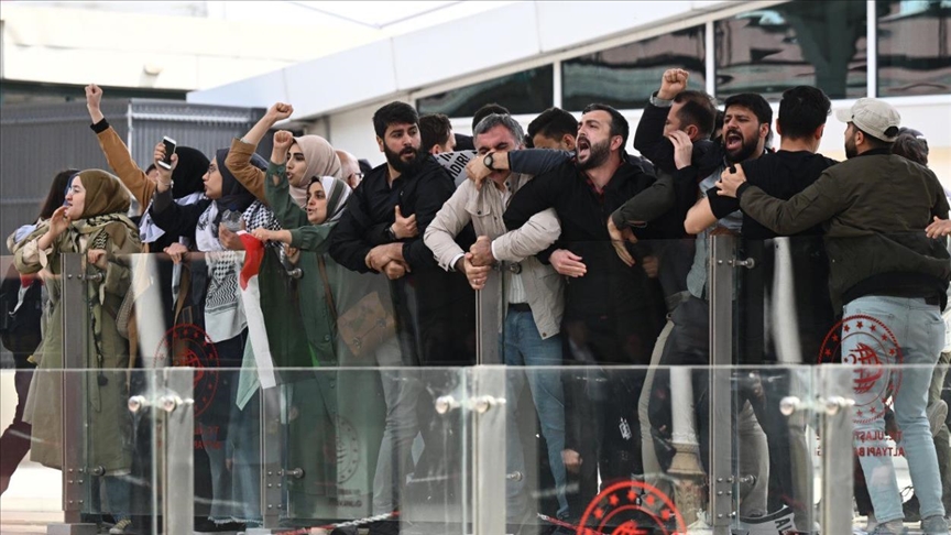 U Istanbulu protesti protiv posjete njemačkog predsjednika Steinmeiera
