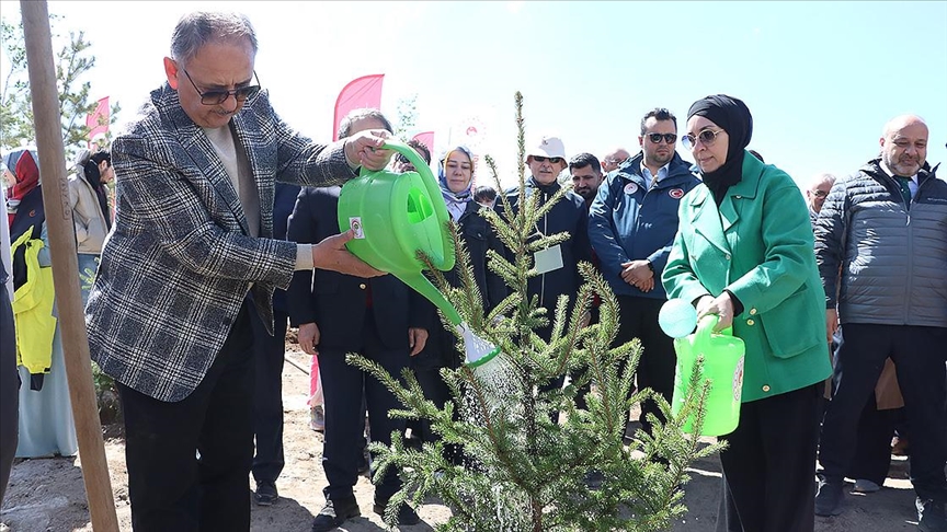 Bakan Özhaseki'den, CHP Genel Başkanı Özel'in eleştirilerine yanıt