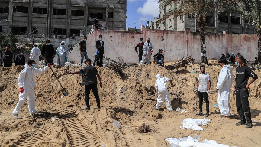 ارتفاع محصلة الجثث المكتشفة بمقبرة مشفى “ناصر” الجماعية إلى 283
