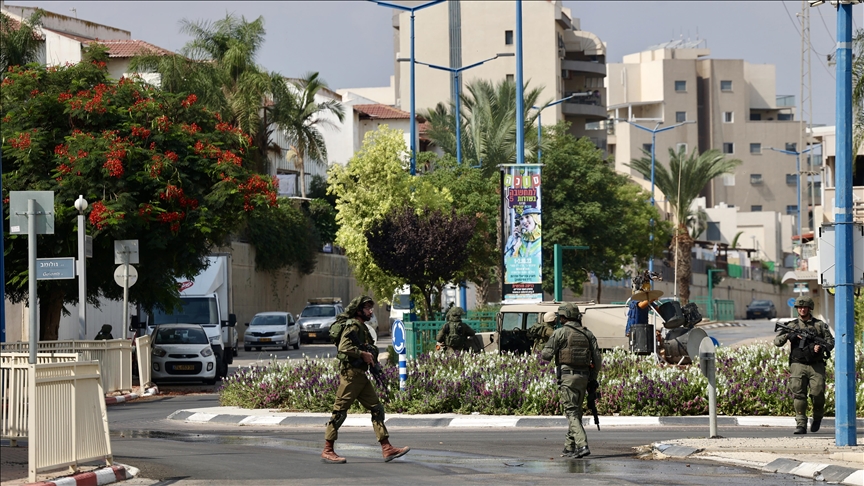 رئيس أركان الجيش الإسرائيلي يقبل استقالة قائد الاستخبارات العسكرية
