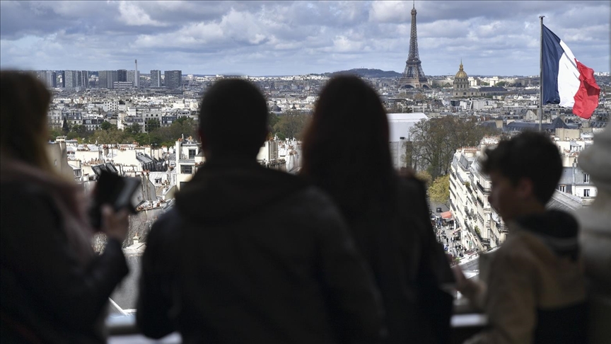 France / Allocations familiales : Allongement de six à neuf mois du temps de résidence requis 
