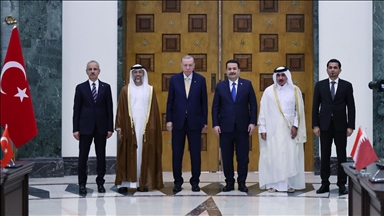 La Türkiye, l'Irak, le Qatar et les EAU signent un protocole d'accord