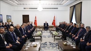 Presidenti turk takohet me përfaqësuesit e komunitetit turkmen në Bagdad