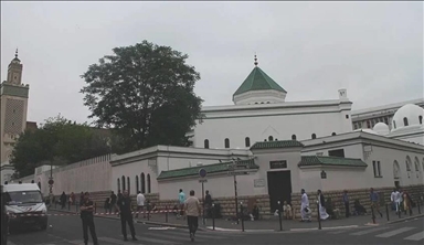 France: la Grande mosquée de Paris dénonce les propos de Gabriel Attal sur un prétendu "entrisme islamiste"