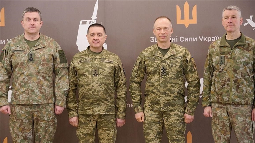Украинские и литовские военные обсудили в Киеве ситуацию на поле боя