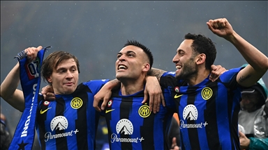 Inter Milan win Italian Serie A title with 5 games left