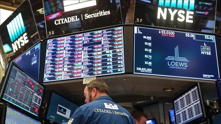 US stocks open mixed