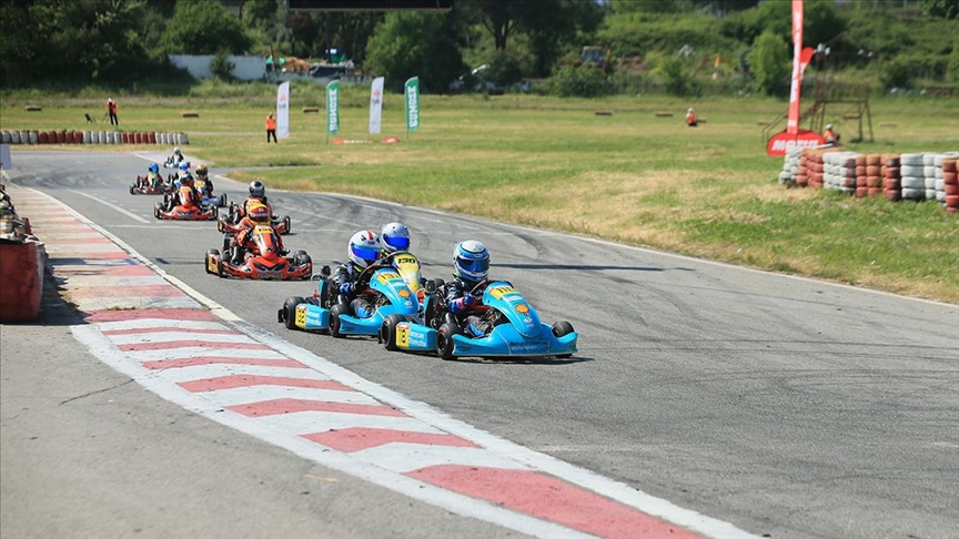 BOM Karting Takımı, Türkiye Şampiyonası'nda tüm kategorilerde zirveye talip