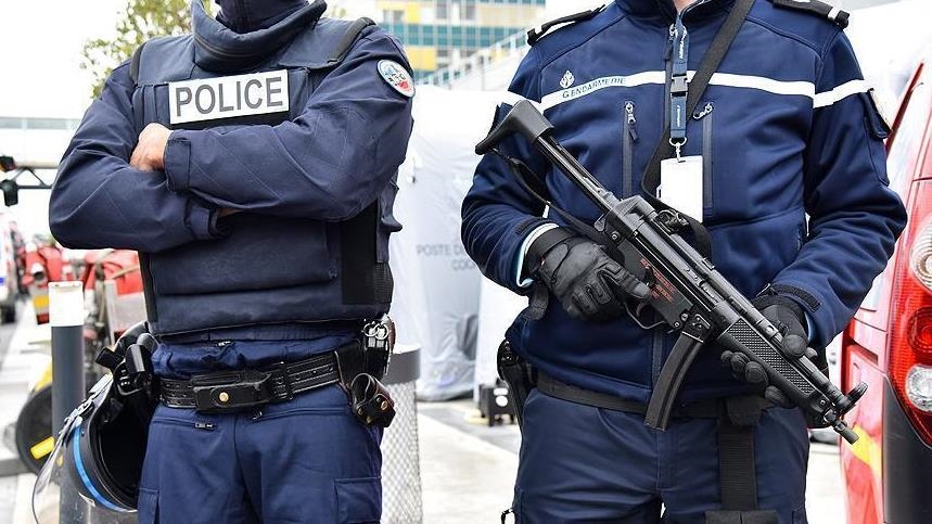 Li Fransayê 8 kesên bi PKKya rêxistina terorê ra peywendîdar, hatin binçavkirin