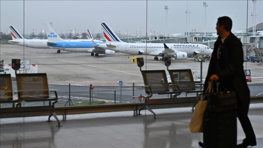 France : Le Syndicat national des contrôleurs du trafic aérien annonce la levée de son préavis de grève pour jeudi