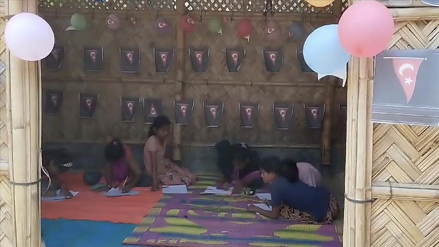 Yeryüzü Doktorları farklı coğrafyalardaki çocuklarla 23 Nisan'ı kutladı