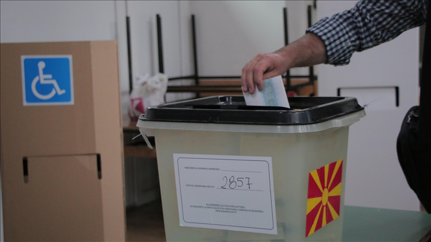Preliminarni rezultati: Siljanovska Divkova i Pendarovski u drugom krugu predsjedničkih izbora u Sjevernoj Makedoniji