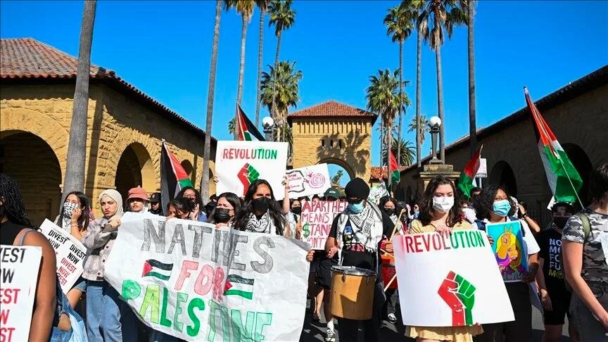 États-Unis : Les manifestations des étudiantes en faveur de la Palestine gagnent deux autres universités américaines