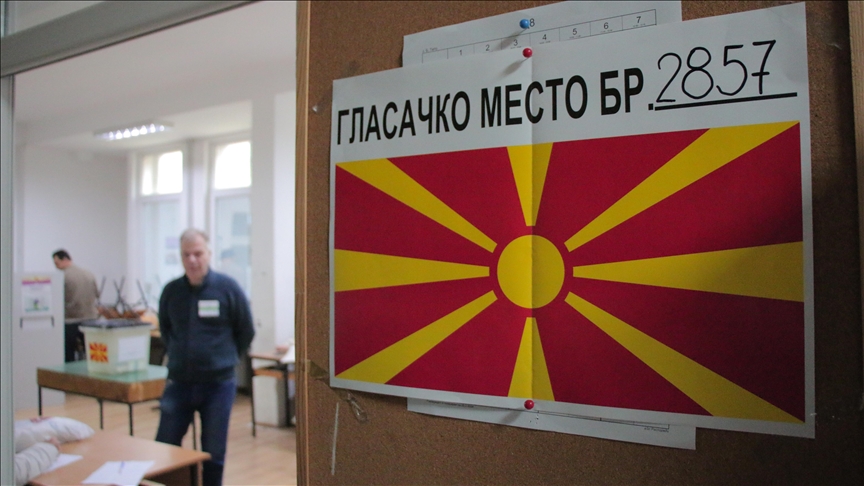 Заврши гласањето во првиот круг од претседателските избори во Северна Македонија