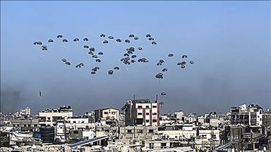 ABD, Gazze'nin kuzeyine havadan insani yardım indirdi