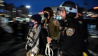 États-Unis : Arrestation de quelque 100 manifestants pro-palestiniens près de la résidence du sénateur Schumer