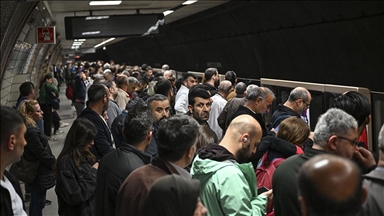 Üsküdar-Samandıra Metro Hattı'nda seferleri aksatan "temas" 60 saattir giderilemedi