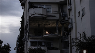 يديعوت أحرونوت: إصابة منزل في سديروت جراء إطلاق صواريخ من غزة 