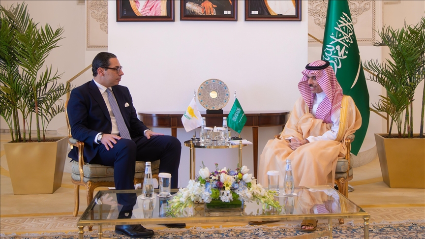 السعودية وقبرص الرومية توقعان اتفاقية إعفاء متبادل من التأشيرة