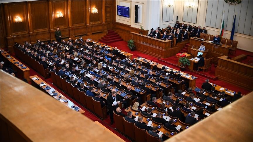 Бугарскиот Парламент гласаше за разрешување на својот спикер Росен Жељазков