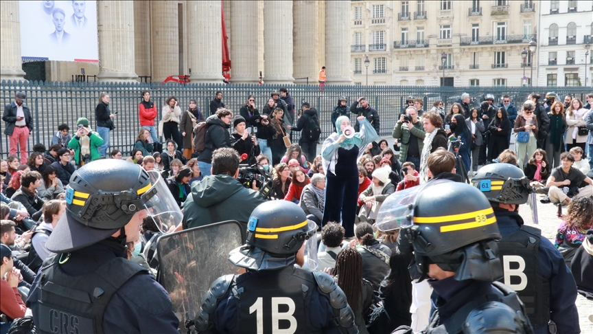 France / Sorbonne : les étudiants dénoncent le "soutien inconditionnel" de Macron à Netanyahu