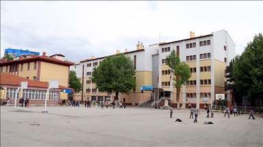 Çankırı'da beklenen olumsuz hava koşulları nedeniyle öğleden sonra okullar tatil edildi