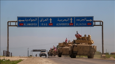 El ejército estadounidense envía 40 vehículos de refuerzos militares a sus bases en el noreste de Siria