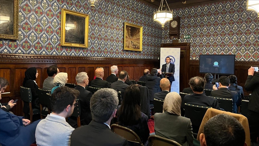 Anadolu CEO presents documentary at British parliament