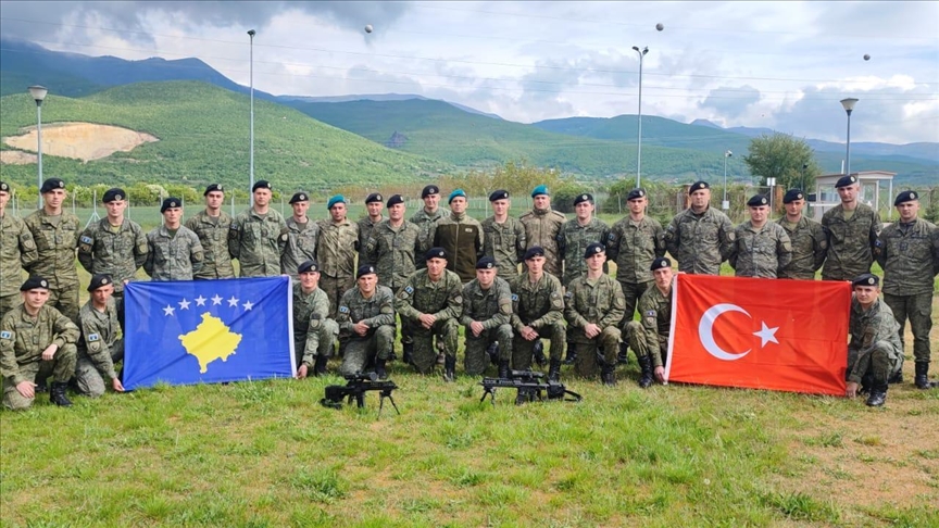 Türkiye trajnon pjesëtaret e Forcës së Sigurisë së Kosovës