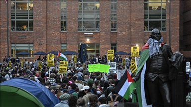 Holocaust survivor stands in solidarity with Gaza protesters at George Washington University