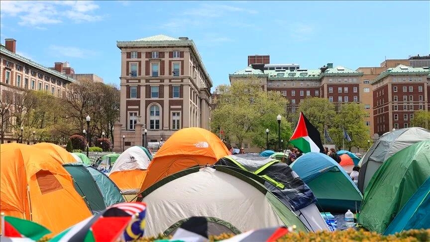 New York : Des élus américains se rendent à un campement pro-Gaza à l'Université de Columbia