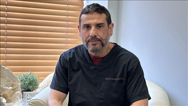 Plastic surgeon braves perilous conditions to volunteer in Gaza
