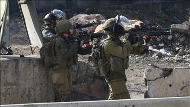 اسرائیل 15 فلسطینی دیگر را در کرانه باختری بازداشت کرد