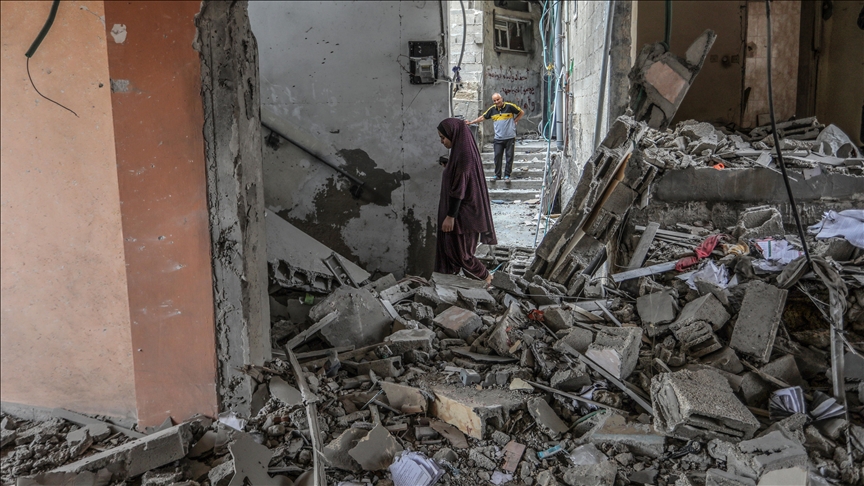 At least 20 Palestinians killed in Israeli airstrikes on residential buildings in Rafah