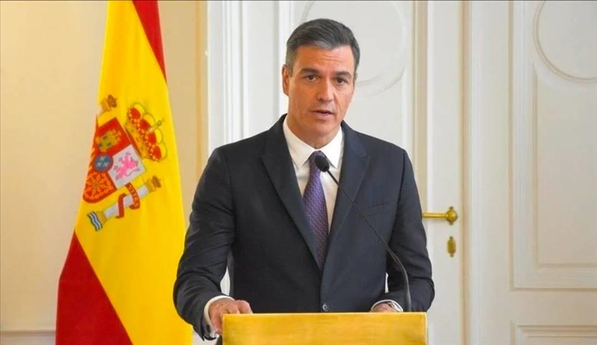 Le PM espagnol décide de continuer à diriger le gouvernement 