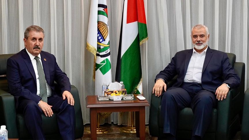 إسطنبول.. هنية يلتقي رئيس حزب "الوحدة الكبرى" في تركيا 