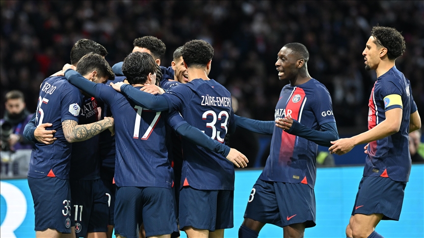 Paris Saint-Germain crowned Ligue 1 champions after Monaco's defeat