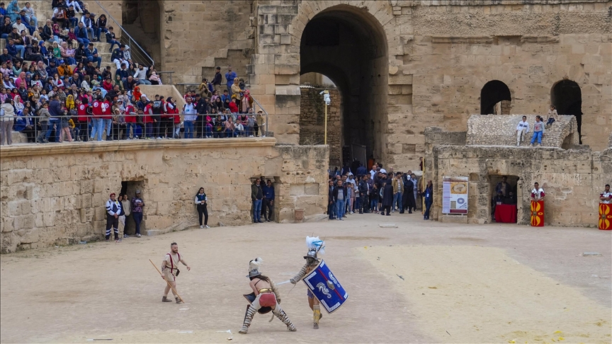"جند الرومان" يظهرون مجددا في مهرجان "الجم" التونسية (تقرير)