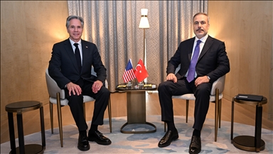 الرياض.. وزير الخارجية التركي يلتقي نظيره الأمريكي