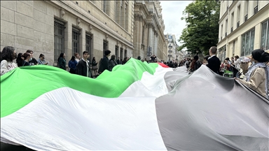 باريس.. مظاهرة مناصرة لفلسطين أمام جامعة سوربون
