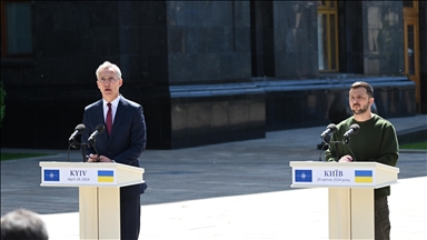 Kijev: Ukrajinski predsjednik Zelenski razgovarao sa šefom NATO-a Stoltenbergom