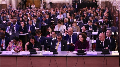 Ministri Hasani merr pjesë në konferencën mbi sistemet autonome të armëve
