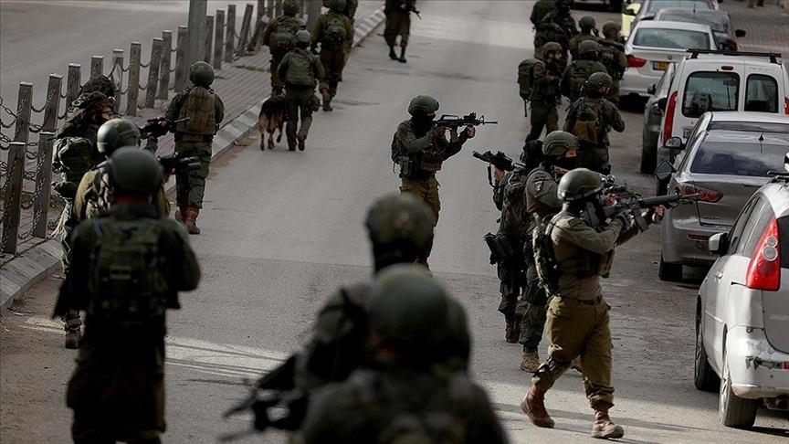 Израильская армия совершила рейды на дома палестинцев на Западном берегу