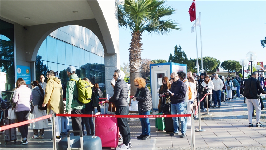 Yunanistan'ın, Türk vatandaşlarına ekspres vize uygulaması 10 ada için geçerli olacak