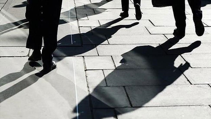 US private payrolls rise by 192,000, more than estimates